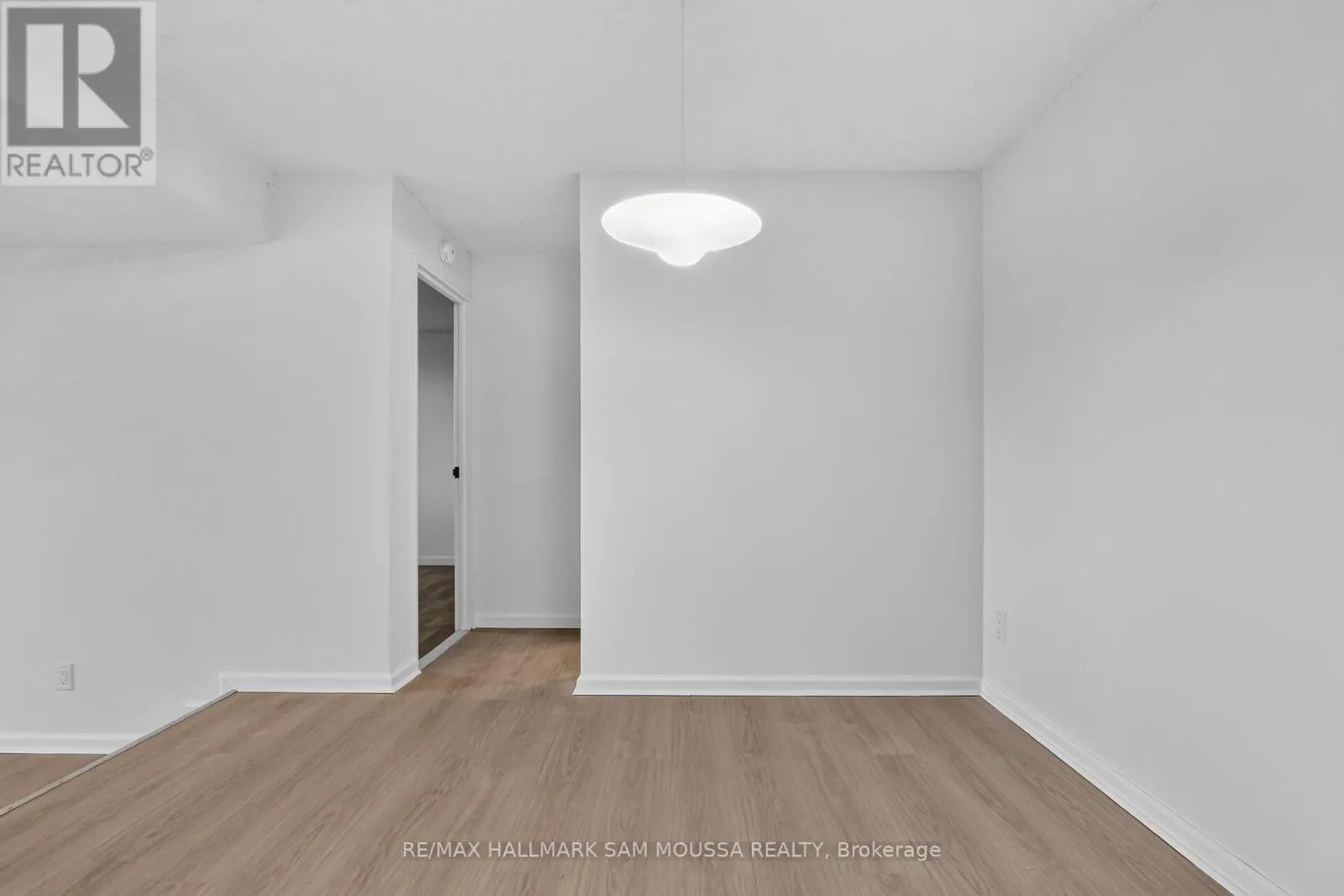 1309 - 1171 AMBLESIDE DRIVE