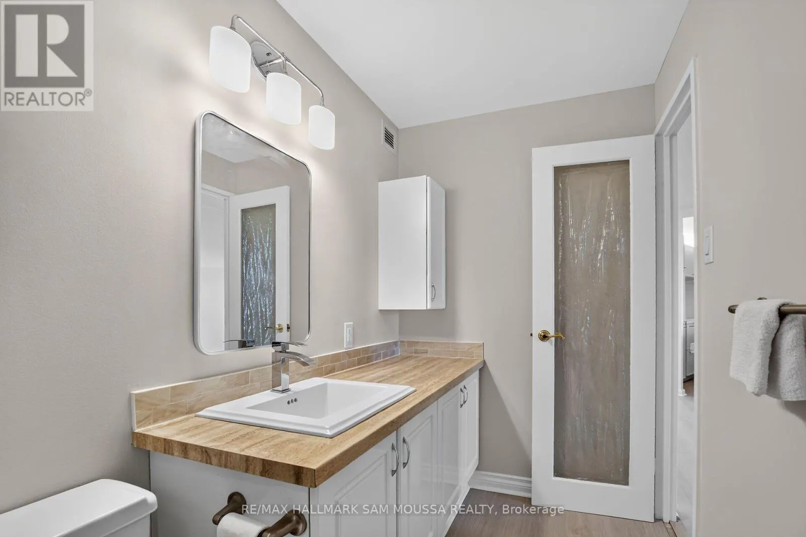 1309 - 1171 AMBLESIDE DRIVE