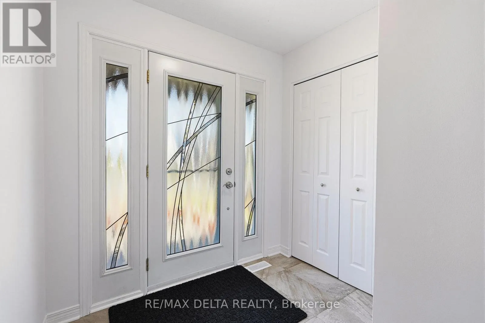 202 SANDRA CRESCENT