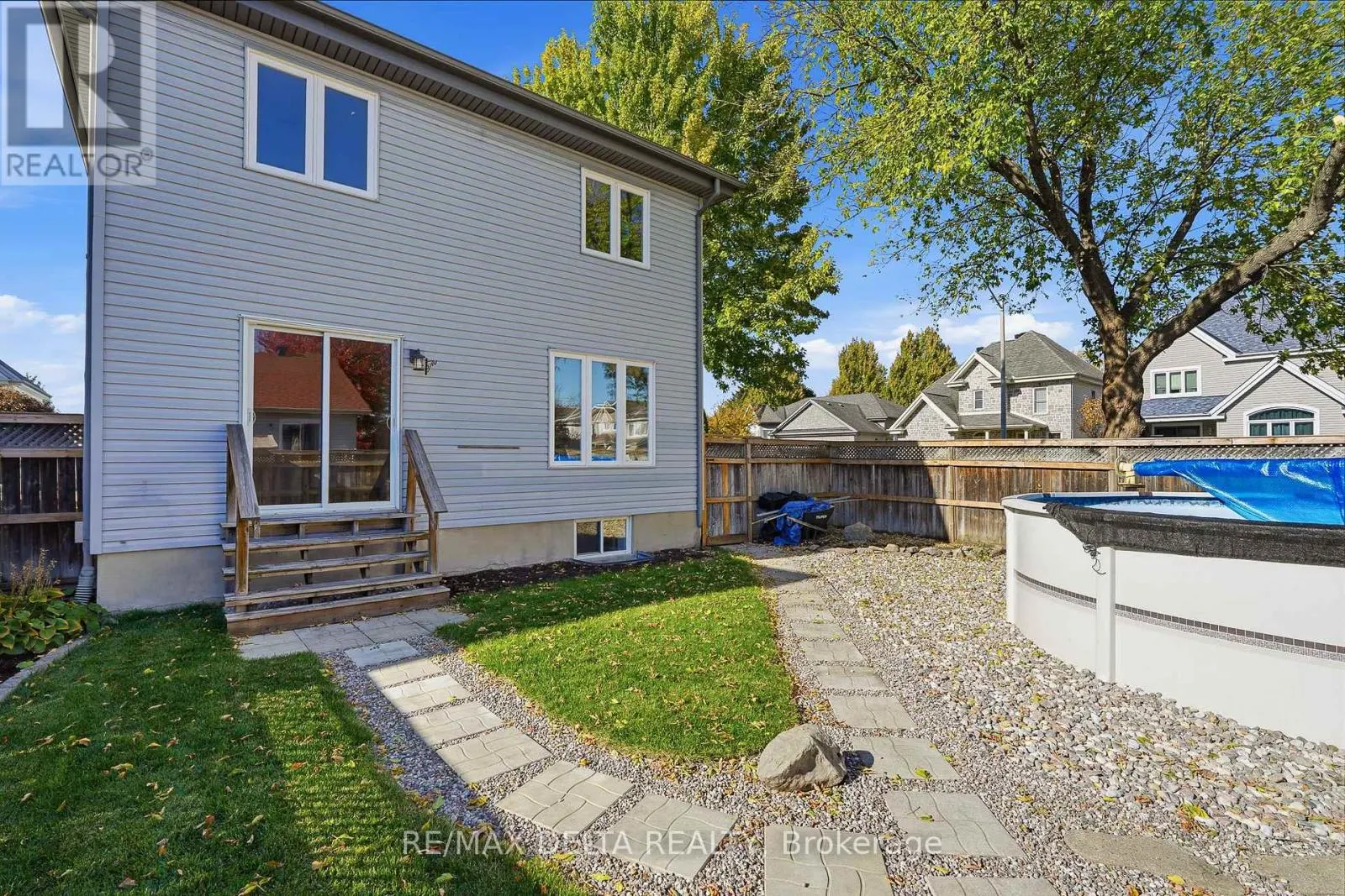 202 SANDRA CRESCENT