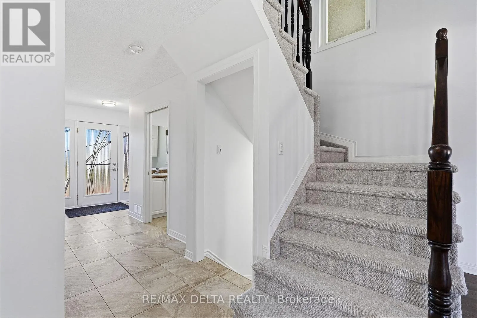202 SANDRA CRESCENT