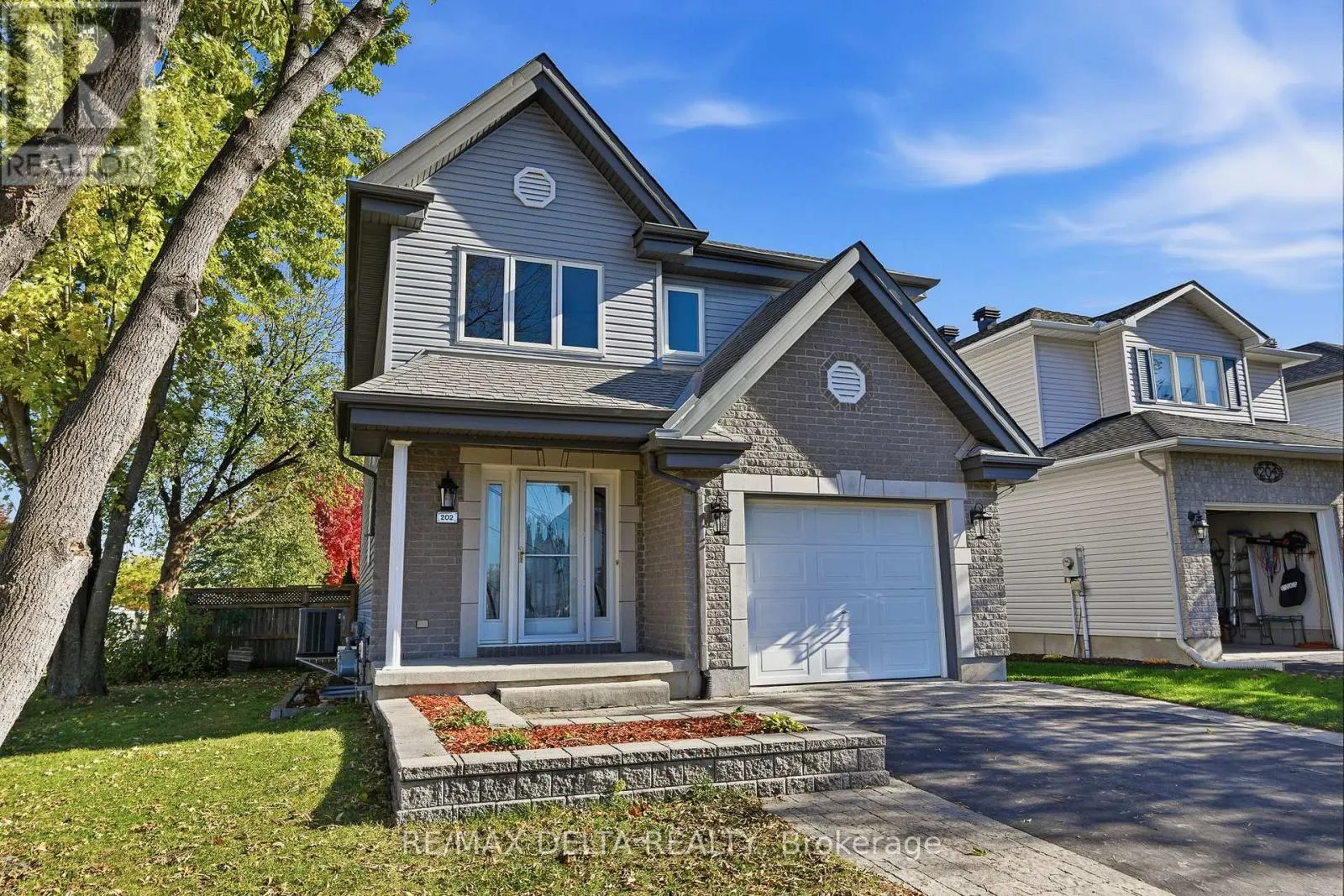 202 SANDRA CRESCENT