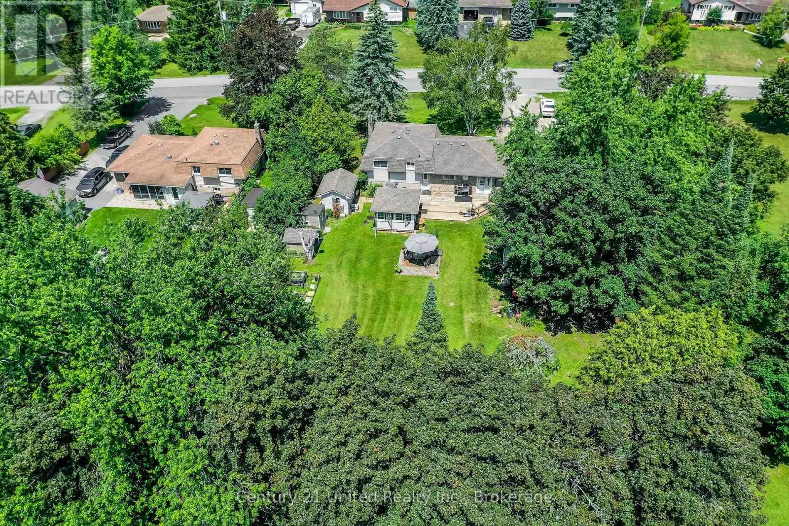 16 JANET DRIVE