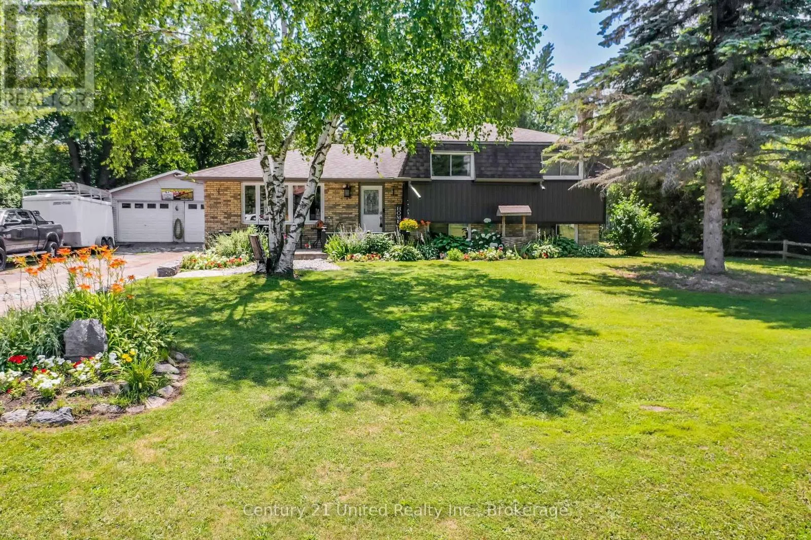 16 JANET DRIVE
