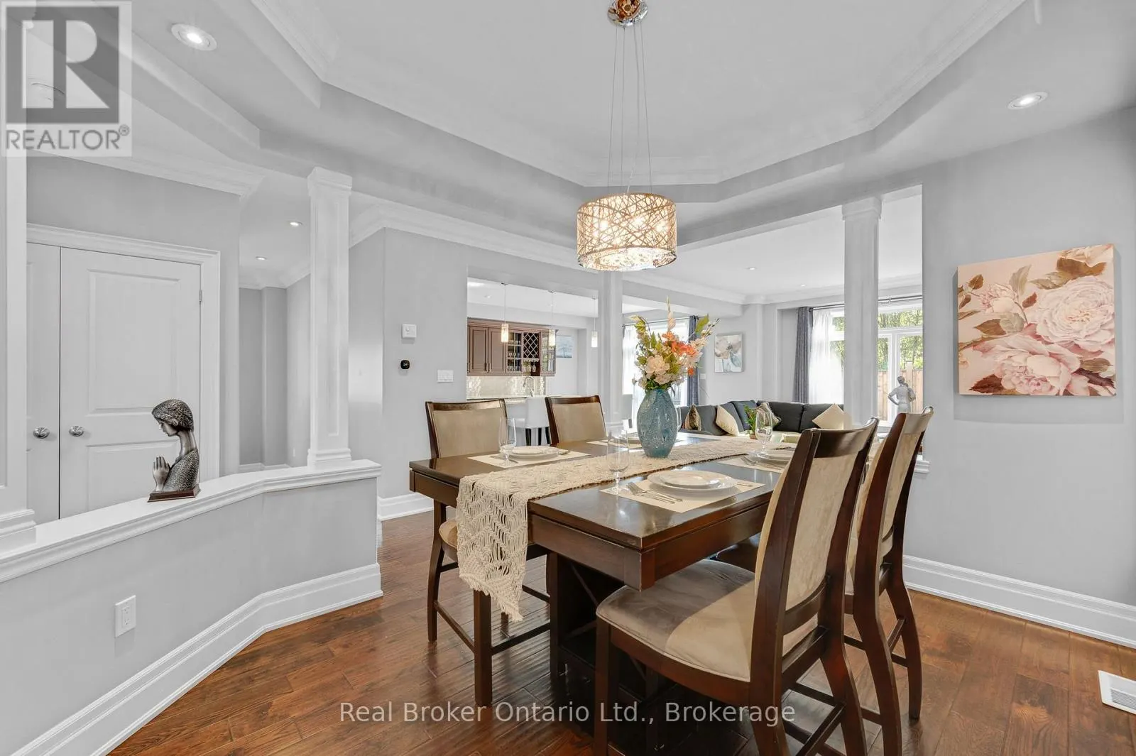 85 KOPPERFIELD LANE