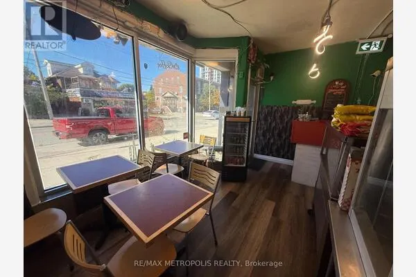 564 KING STREET