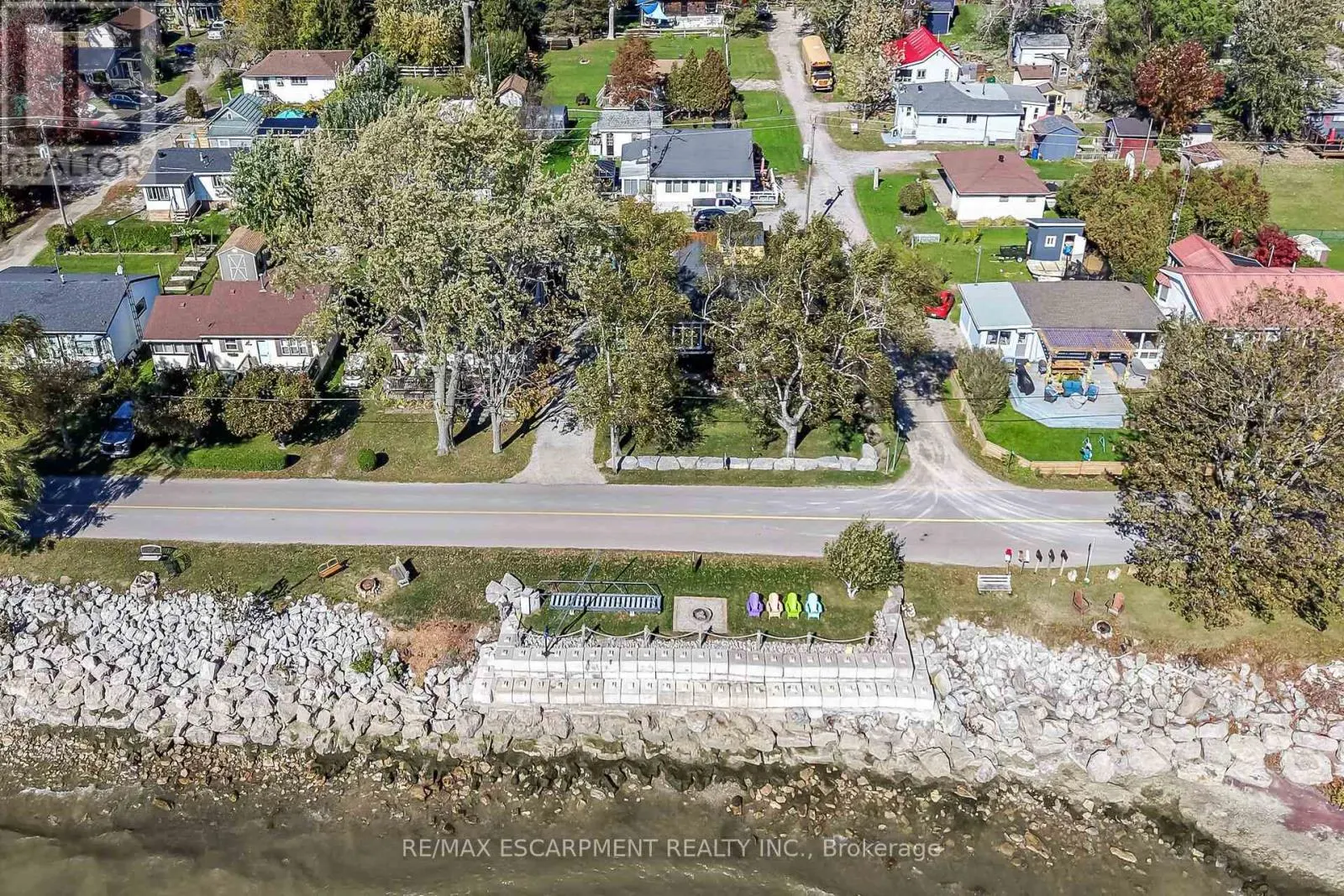 233 BLUE WATER PARKWAY