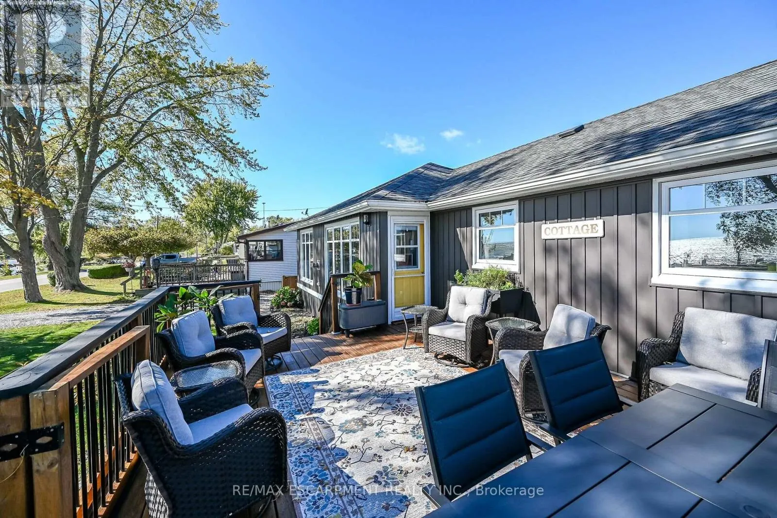 233 BLUE WATER PARKWAY