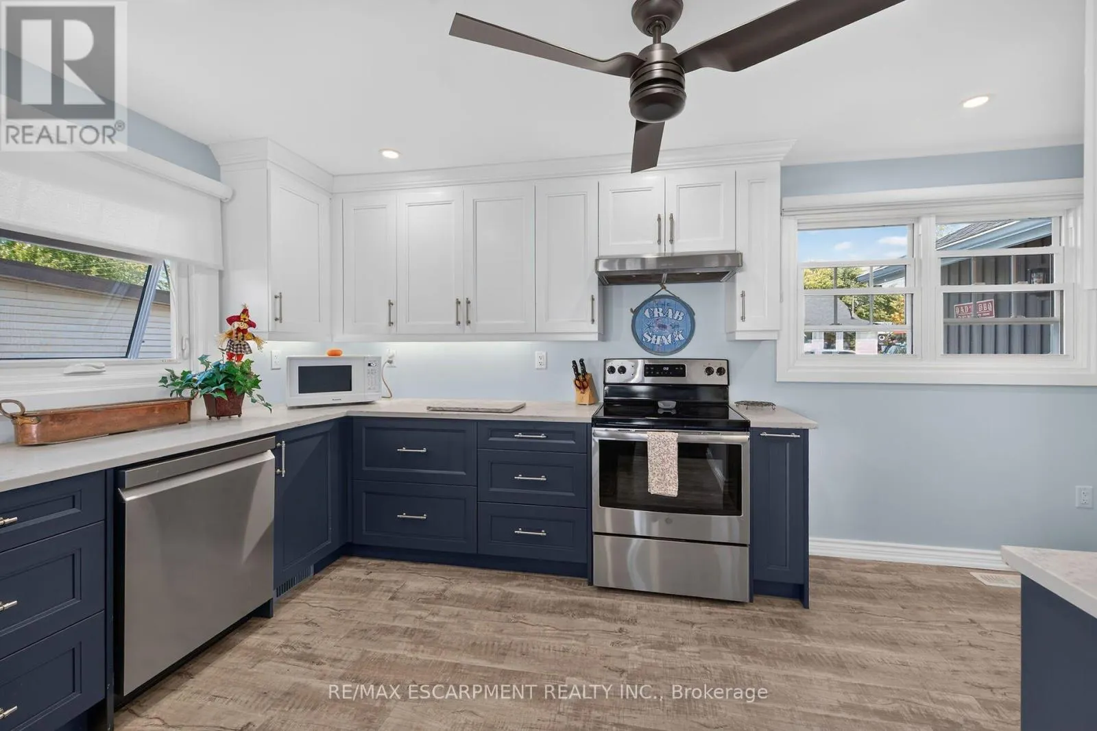 233 BLUE WATER PARKWAY