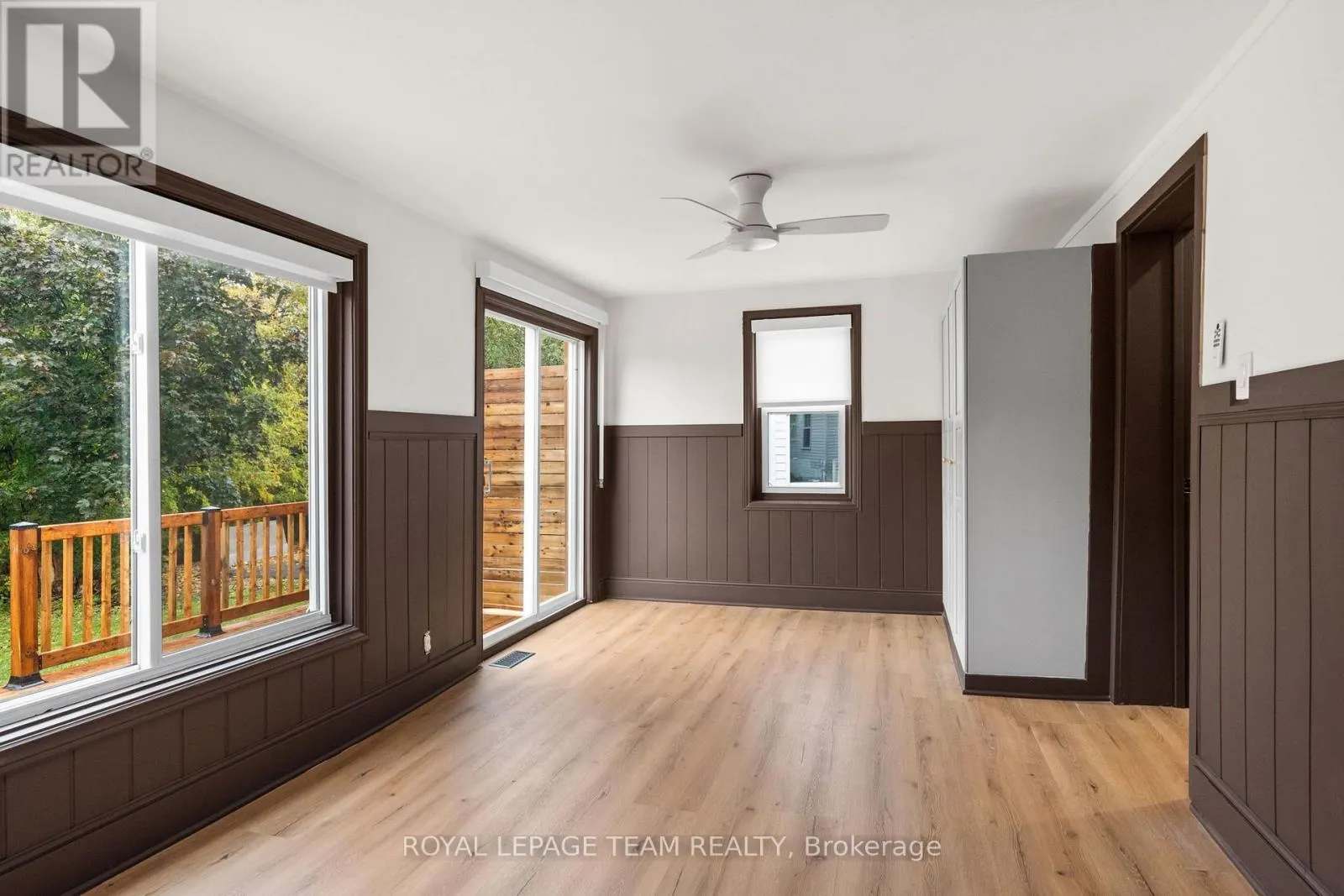5584 MANOTICK MAIN STREET