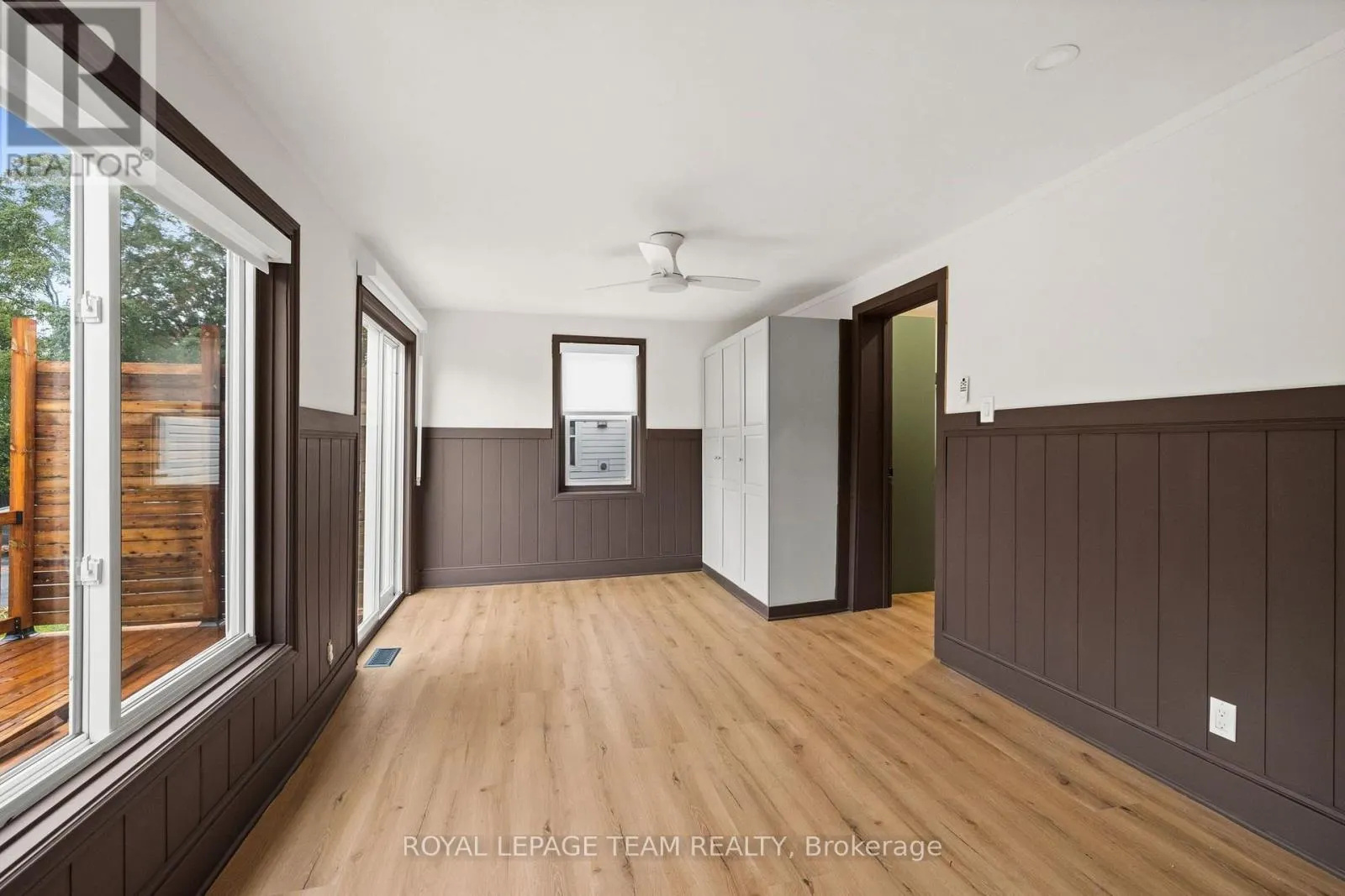 5584 MANOTICK MAIN STREET
