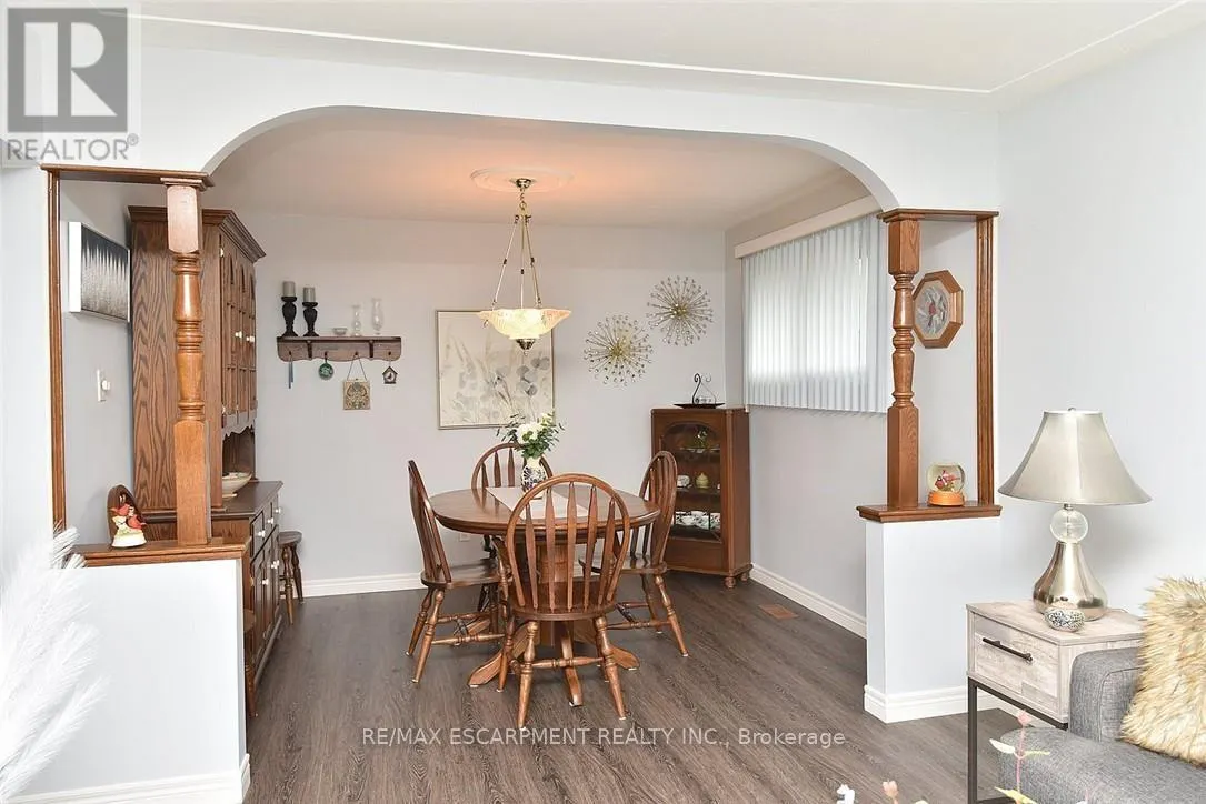 137 FIELDING CRESCENT