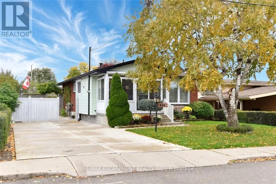 137 FIELDING CRESCENT