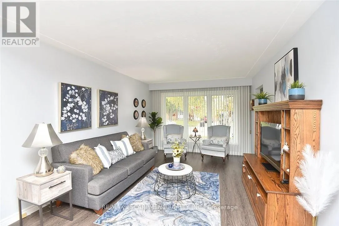 137 FIELDING CRESCENT