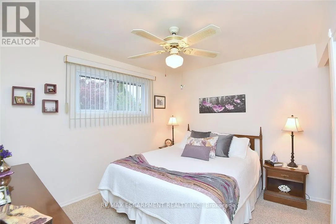 137 FIELDING CRESCENT