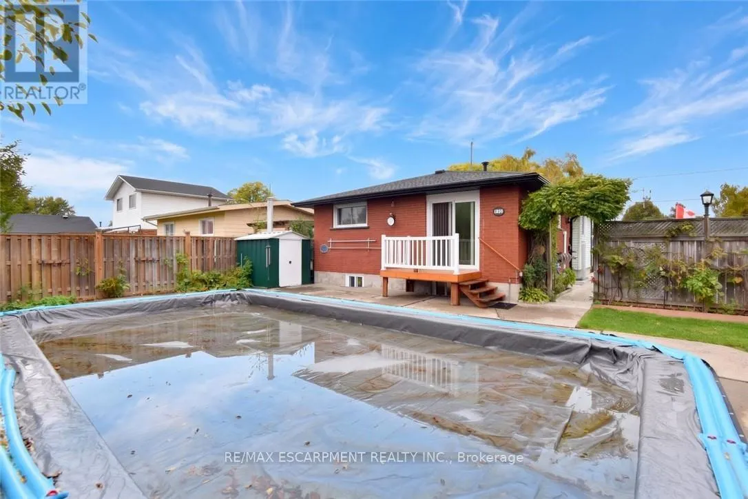 137 FIELDING CRESCENT