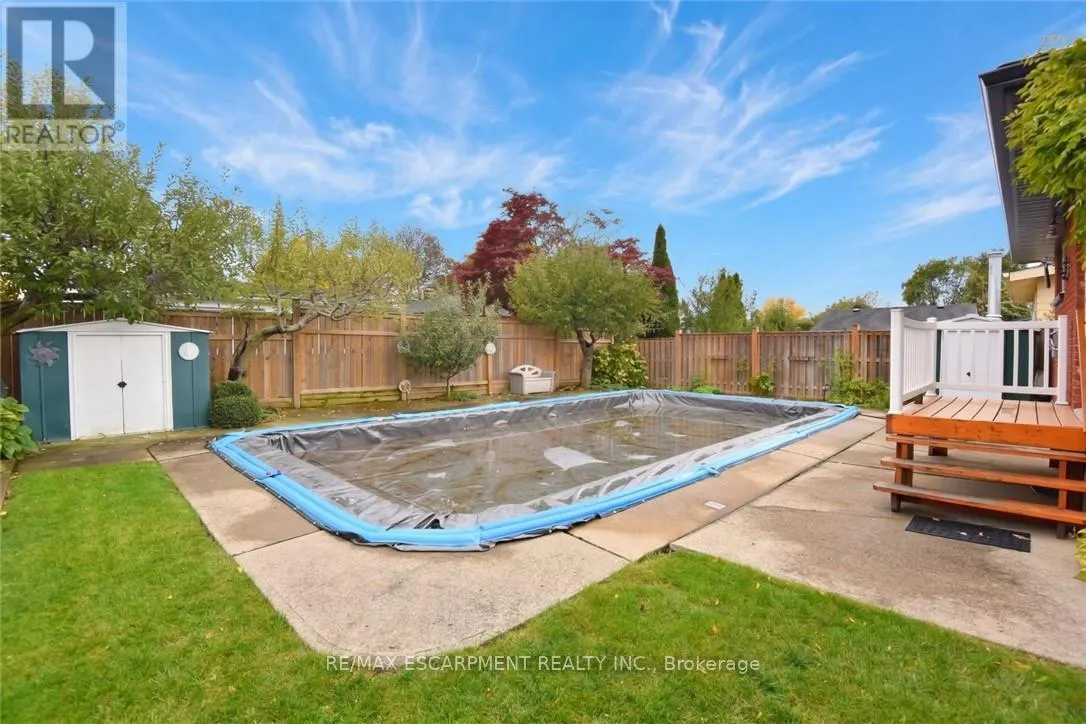 137 FIELDING CRESCENT