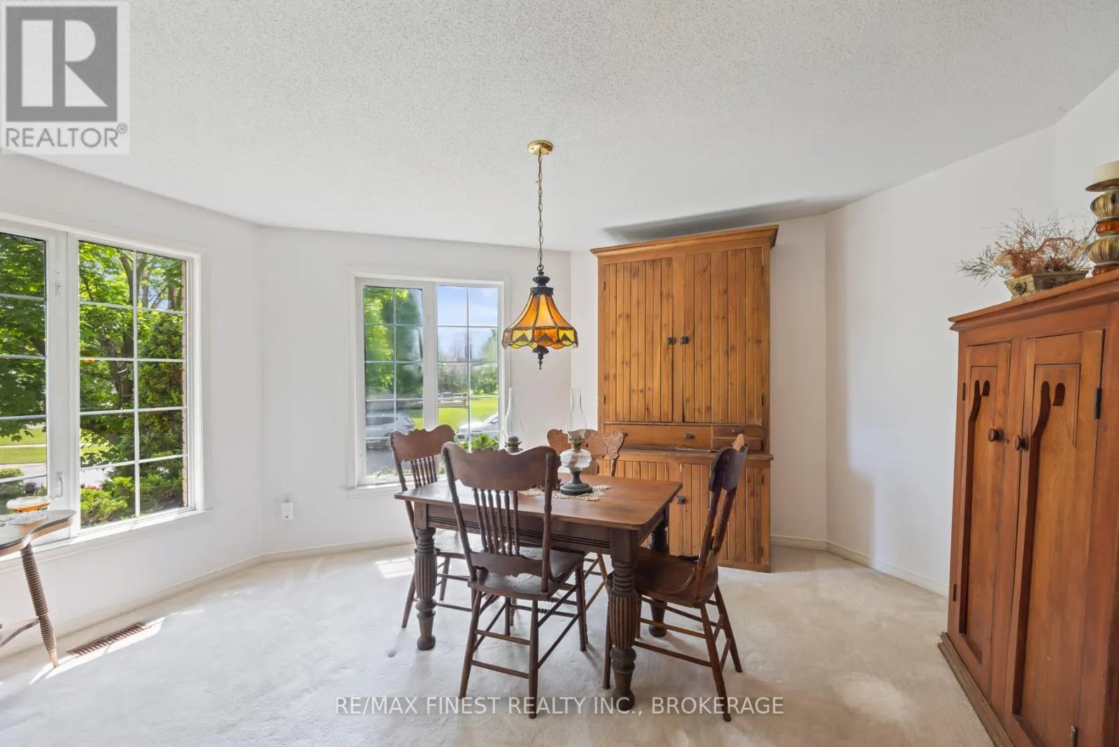 941 MALVERN TERRACE
