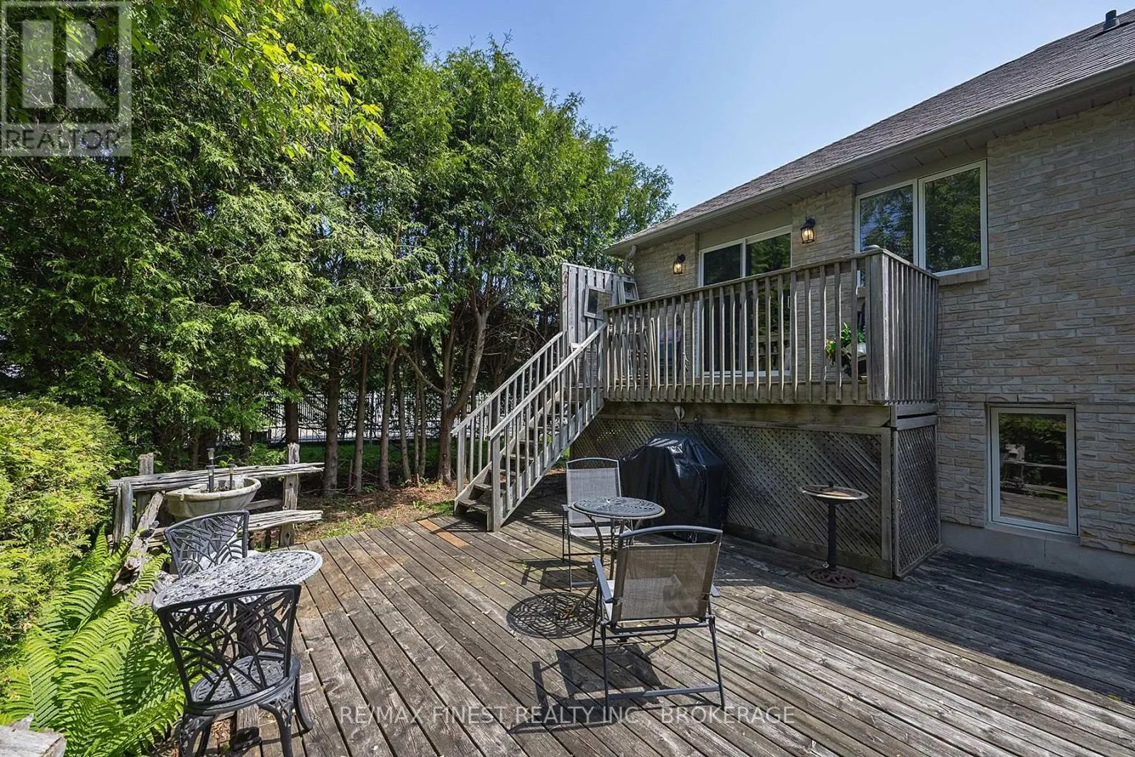 941 MALVERN TERRACE