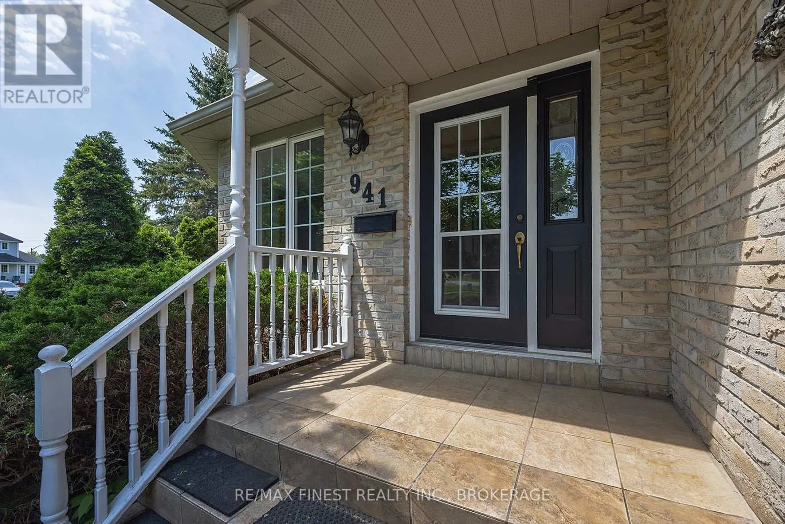 941 MALVERN TERRACE