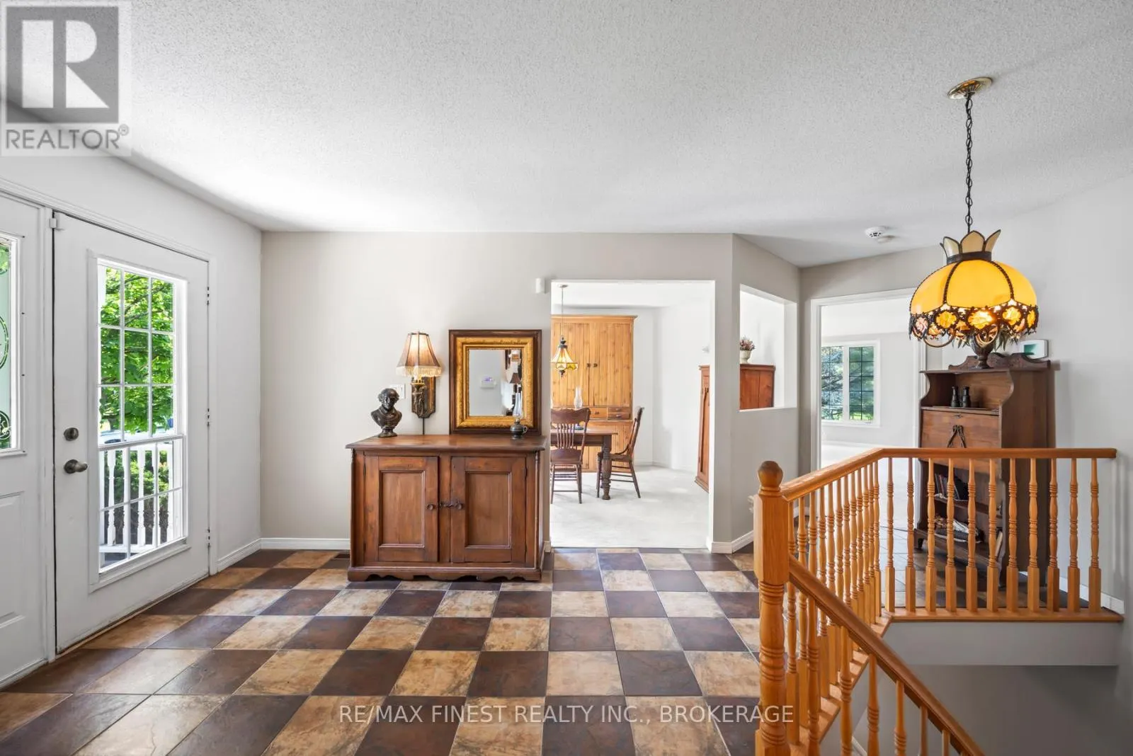 941 MALVERN TERRACE