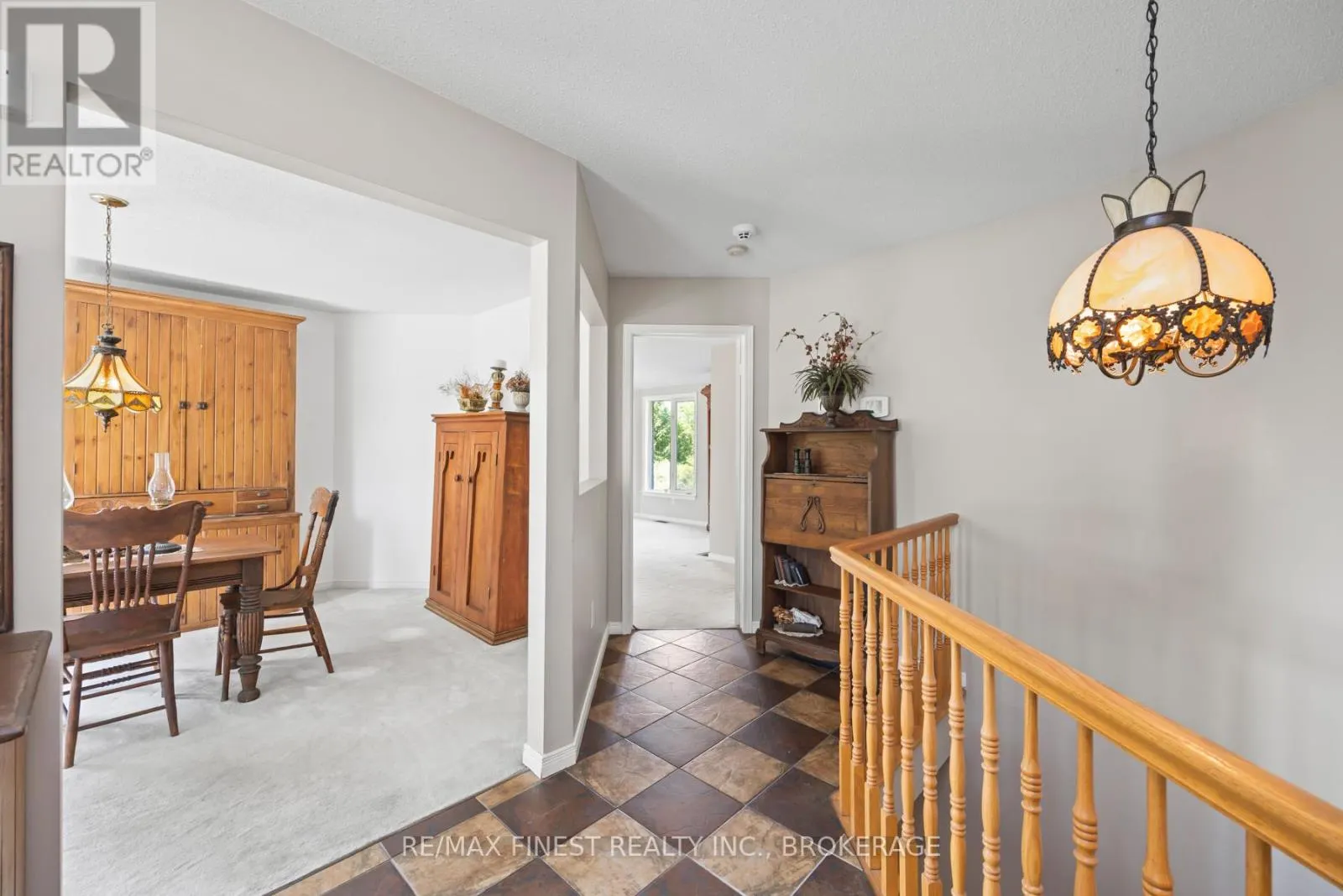 941 MALVERN TERRACE