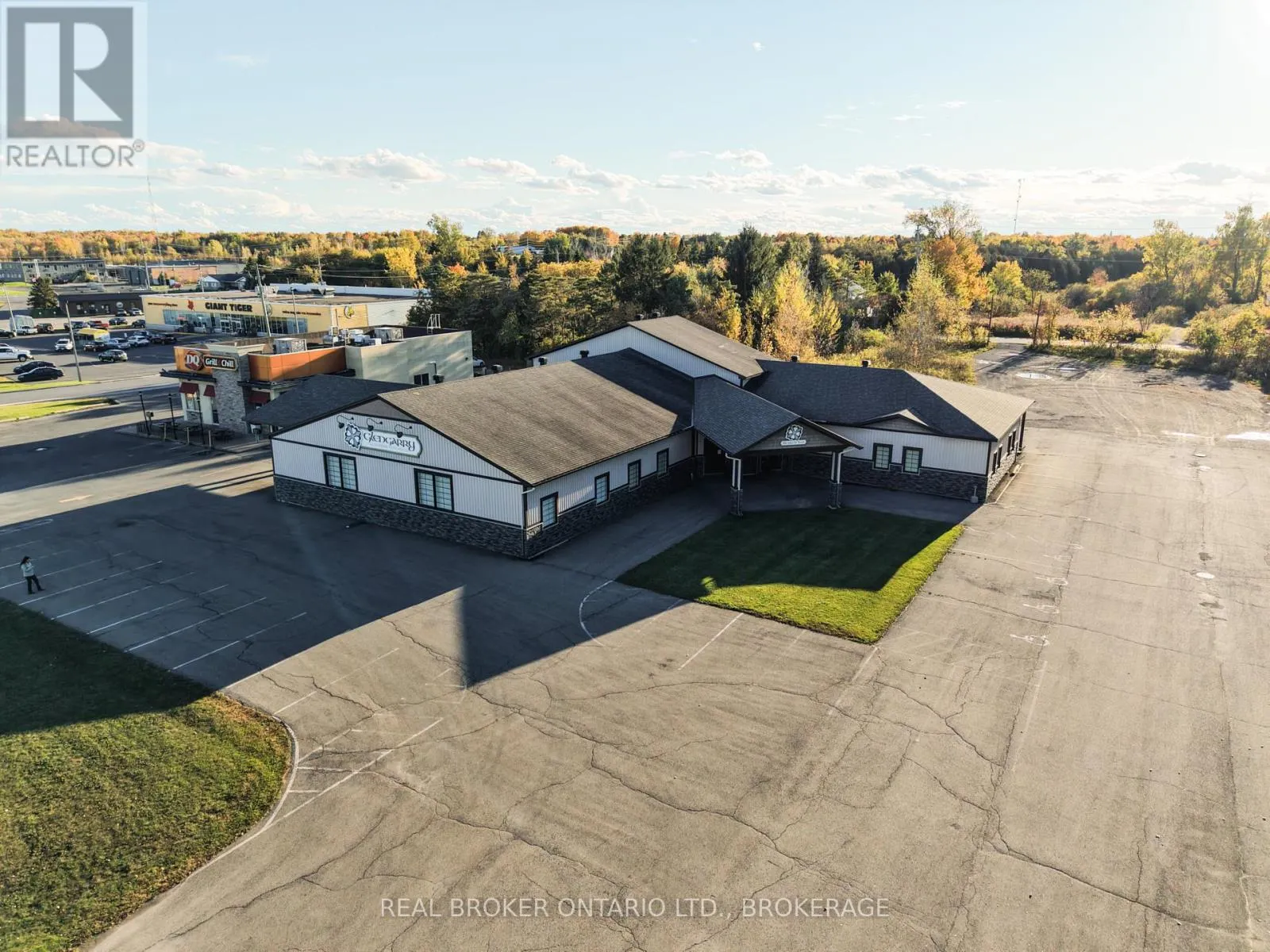 580 MAIN STREET S