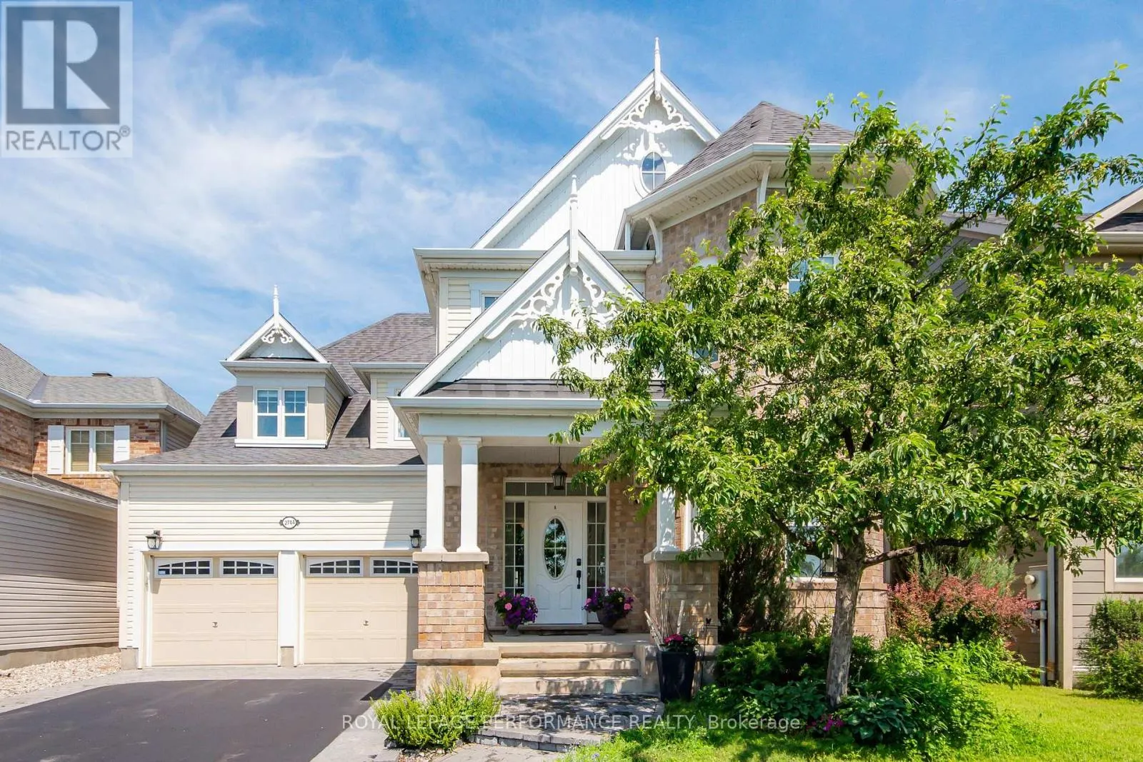 2744 GRAND VISTA CIRCLE