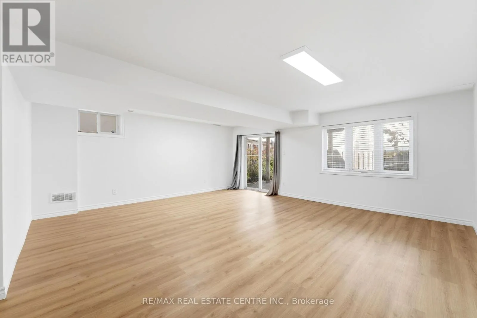 83 YATES AVENUE