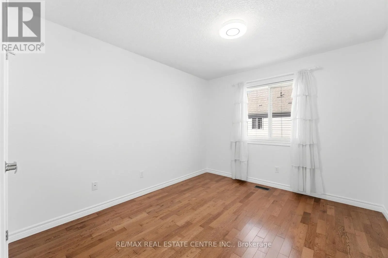 83 YATES AVENUE