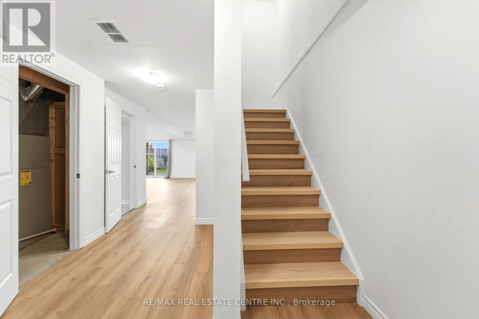 83 YATES AVENUE