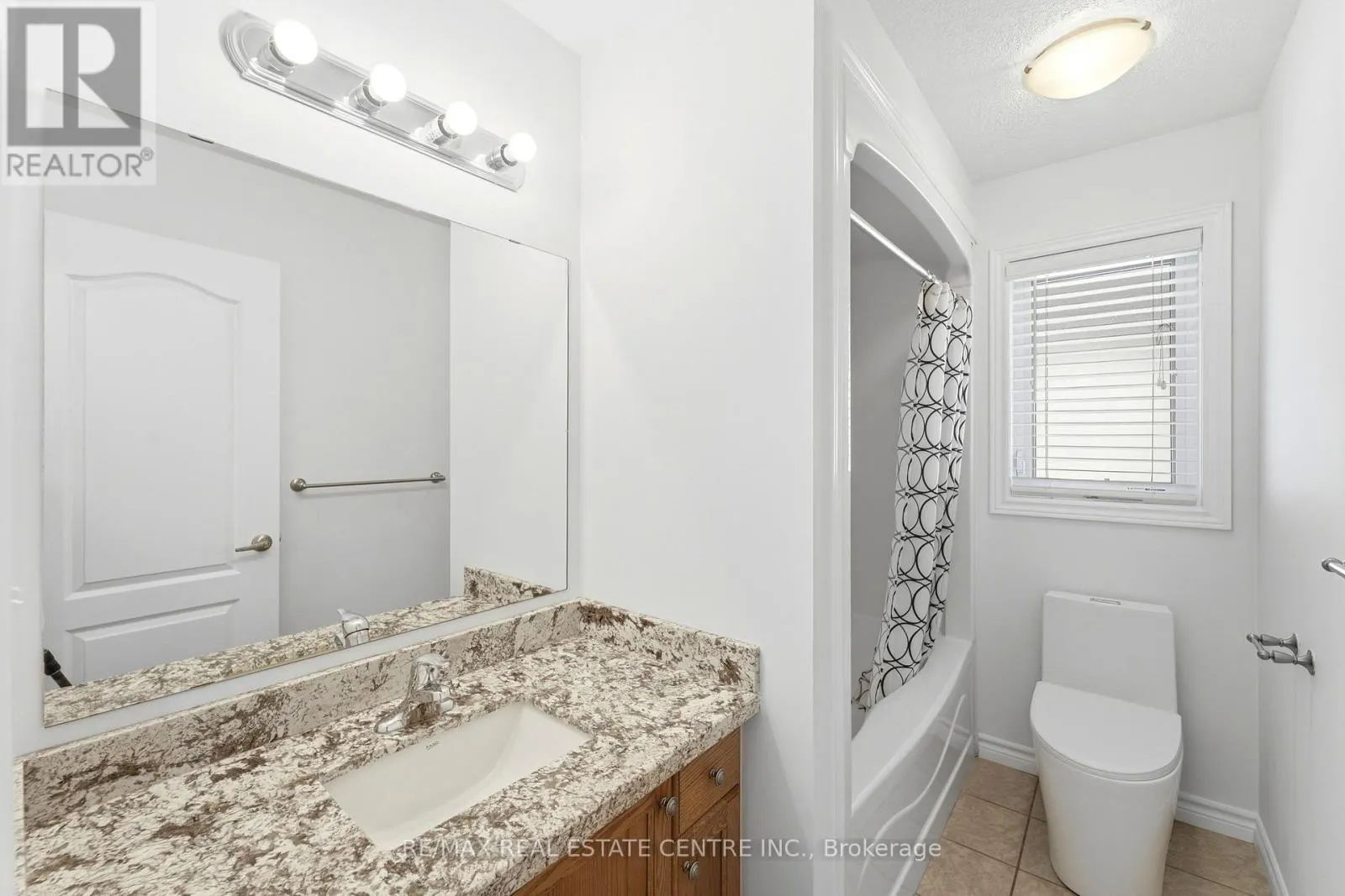 83 YATES AVENUE