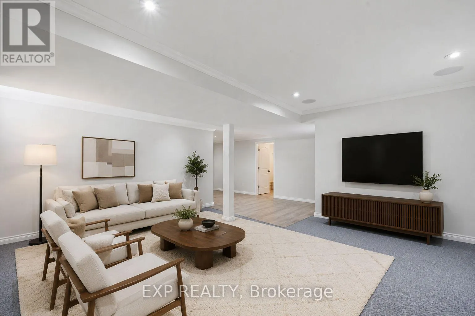 273 GRACEWOOD CRESCENT