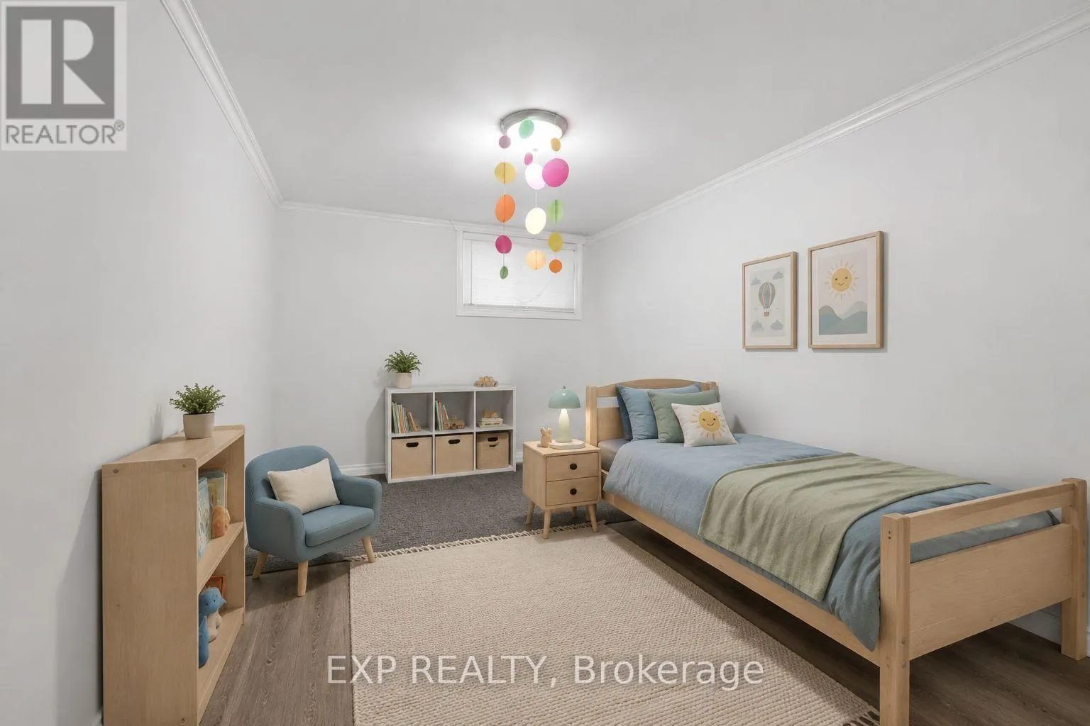273 GRACEWOOD CRESCENT