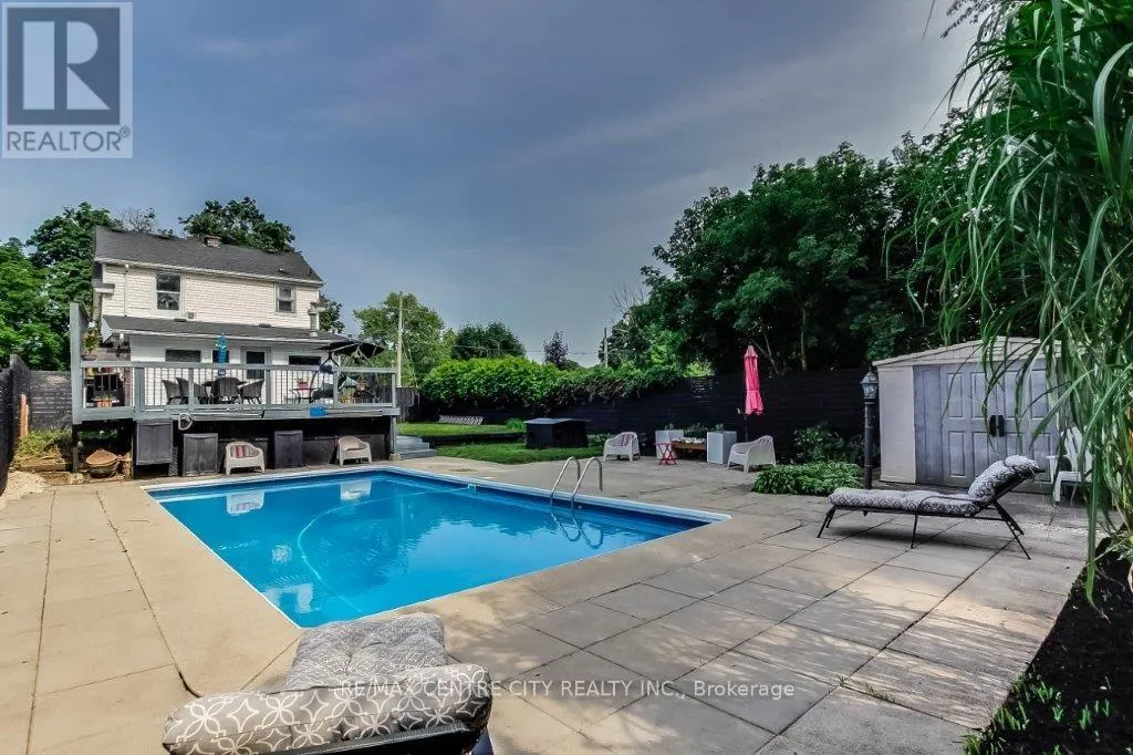 465 ASHLAND AVENUE