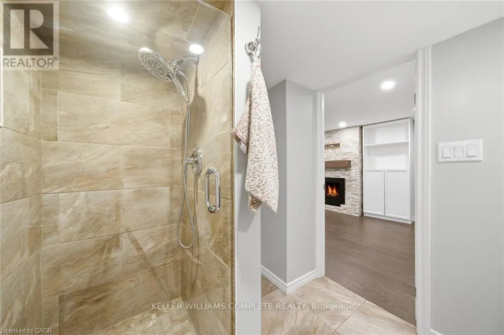 143 HUXLEY AVENUE S