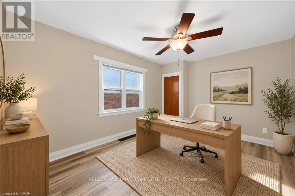 143 HUXLEY AVENUE S