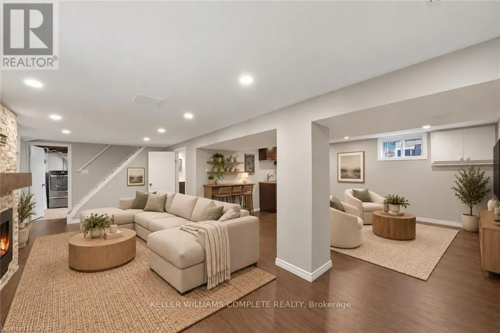 143 HUXLEY AVENUE S
