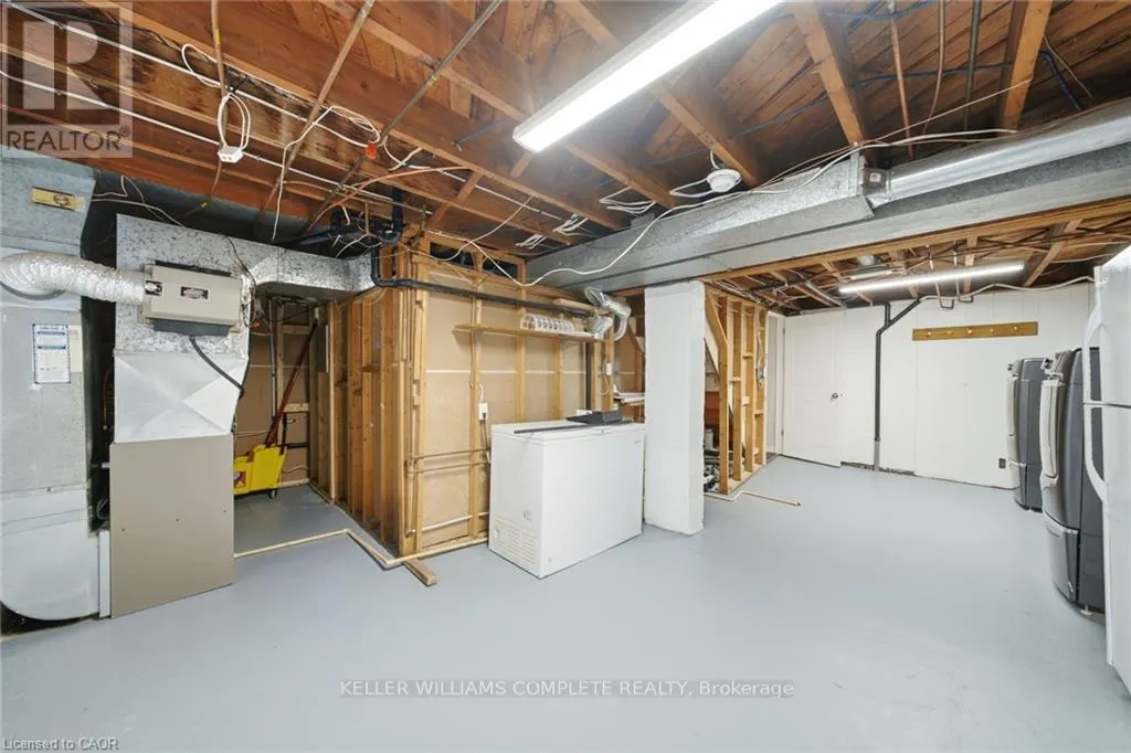 143 HUXLEY AVENUE S