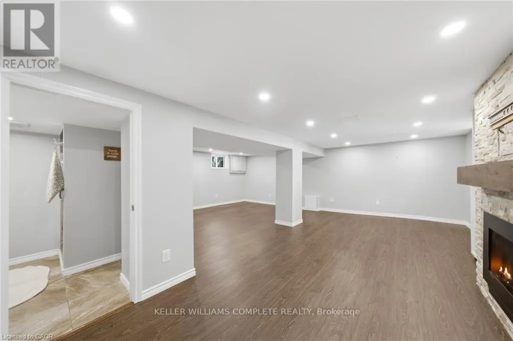 143 HUXLEY AVENUE S
