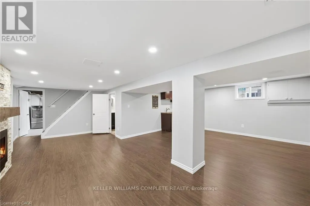 143 HUXLEY AVENUE S