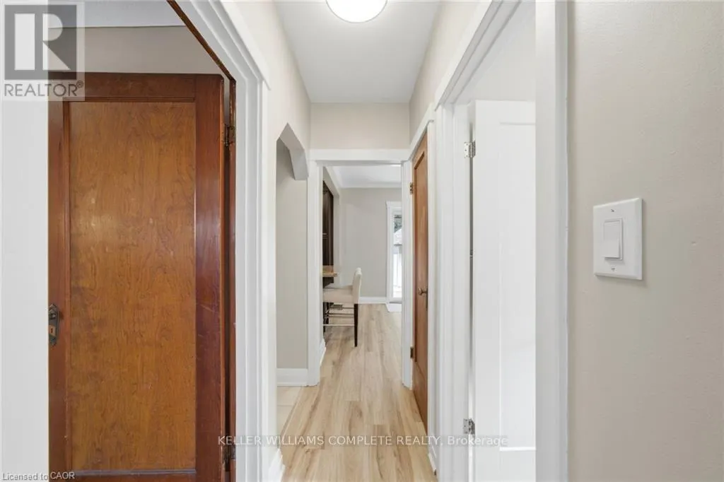 143 HUXLEY AVENUE S