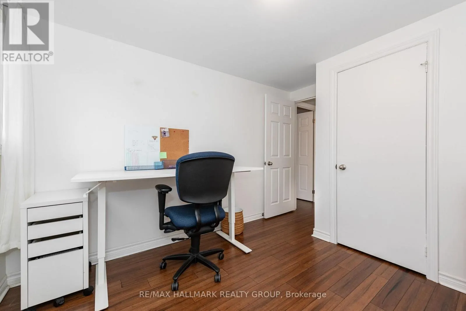 121 - 1045 MORRISON DRIVE