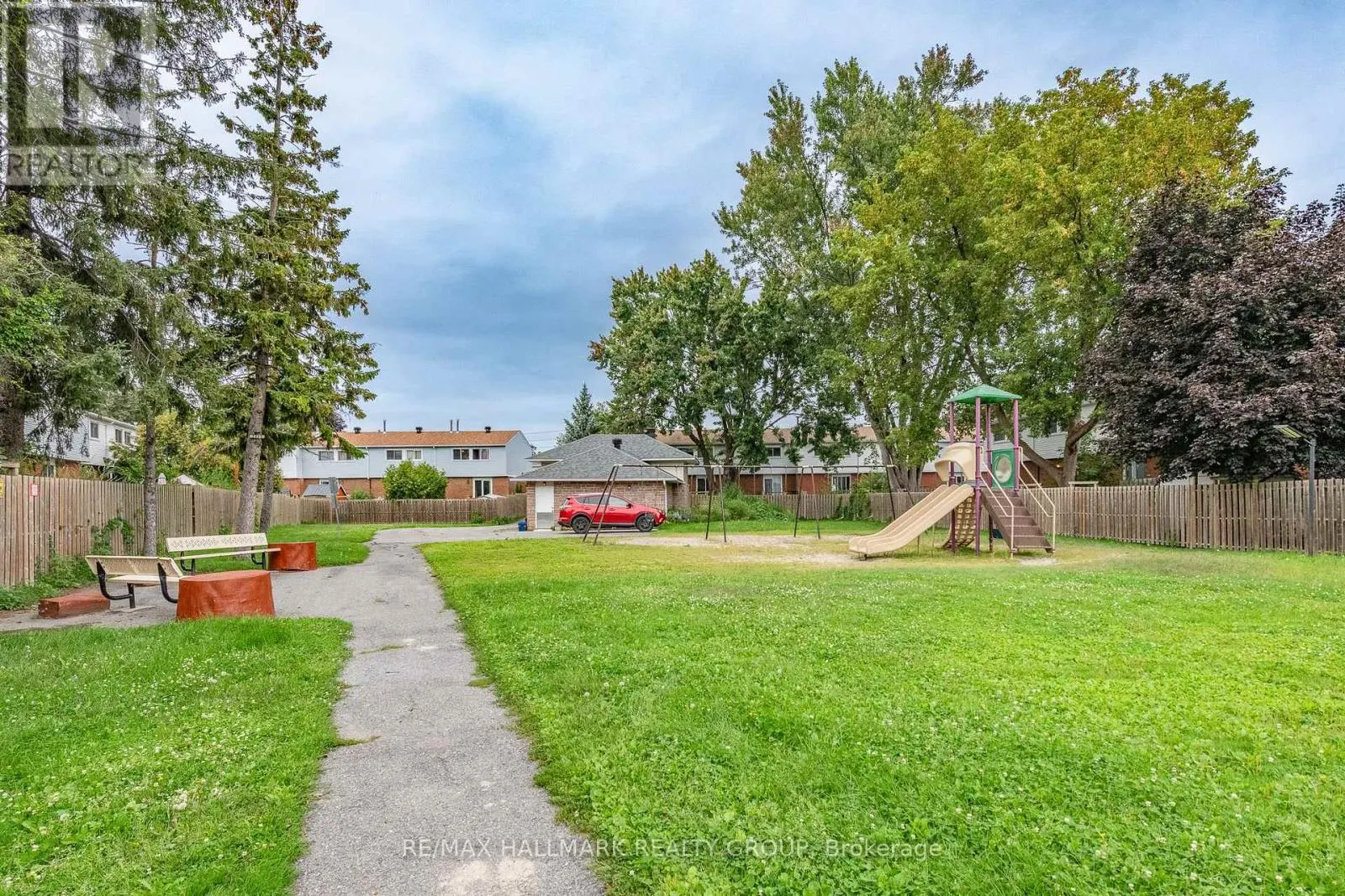 121 - 1045 MORRISON DRIVE