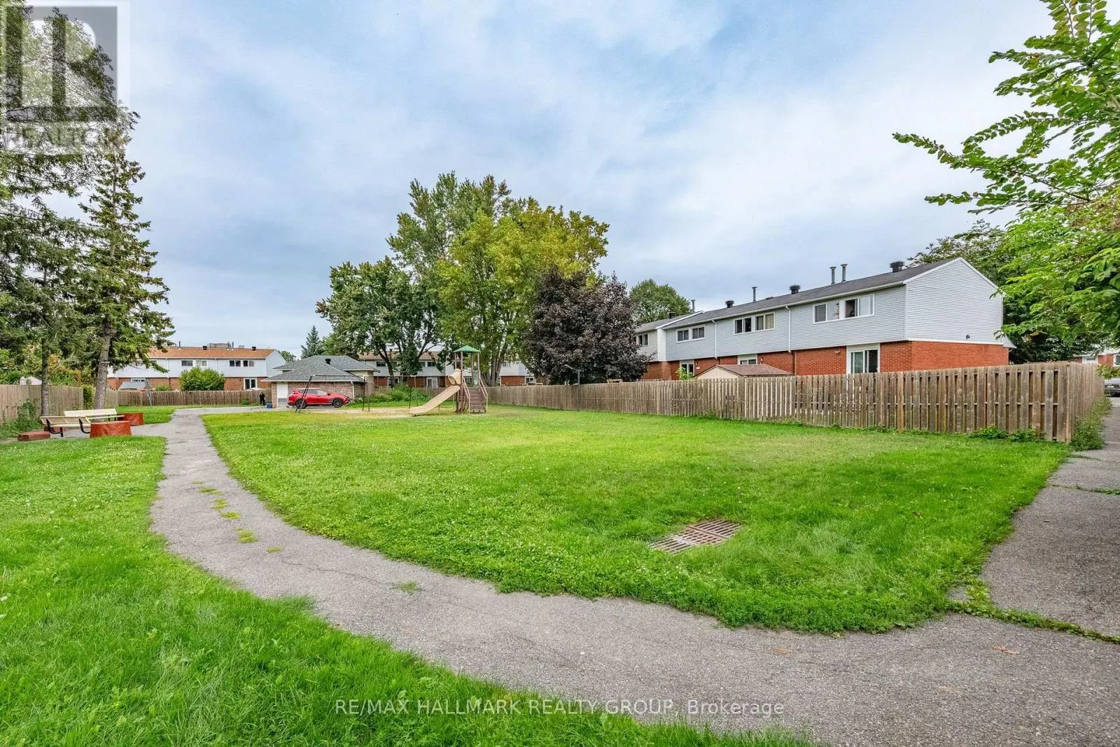 121 - 1045 MORRISON DRIVE