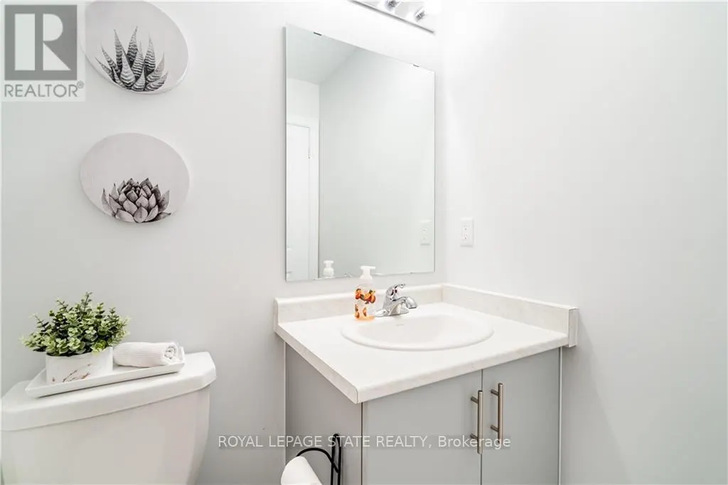 26 FOOTHILLS LANE