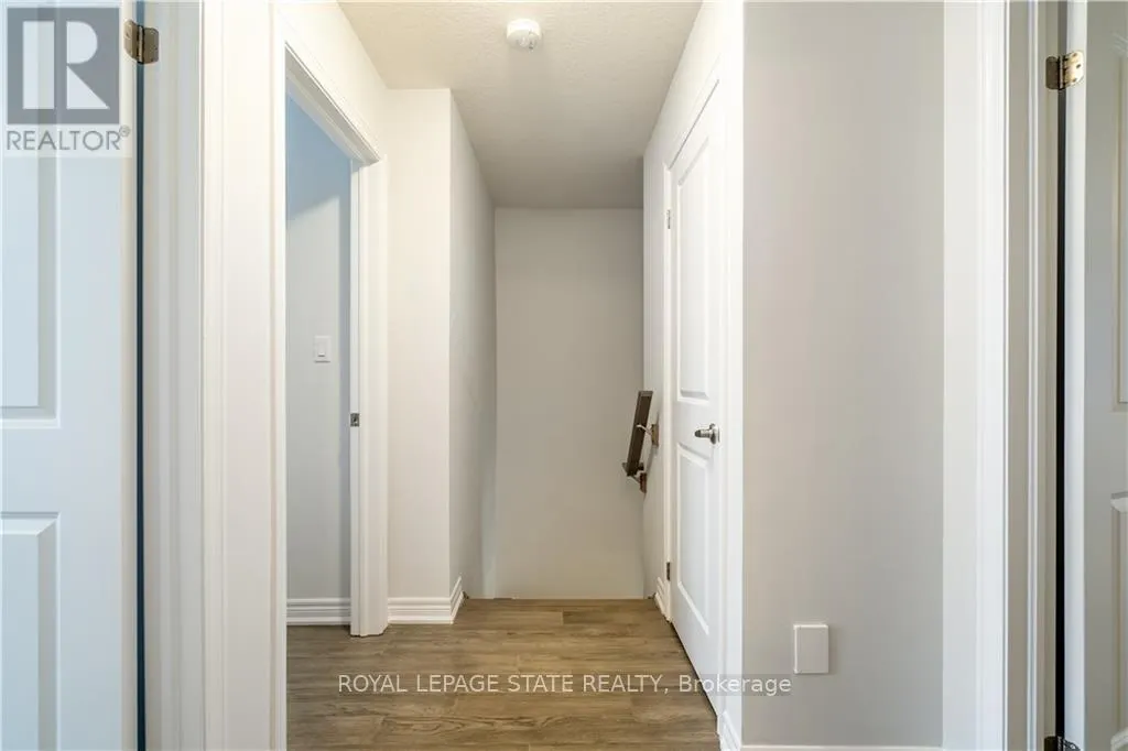 26 FOOTHILLS LANE