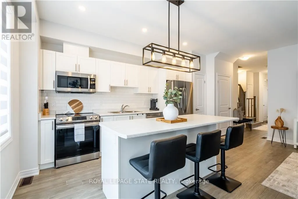 26 FOOTHILLS LANE