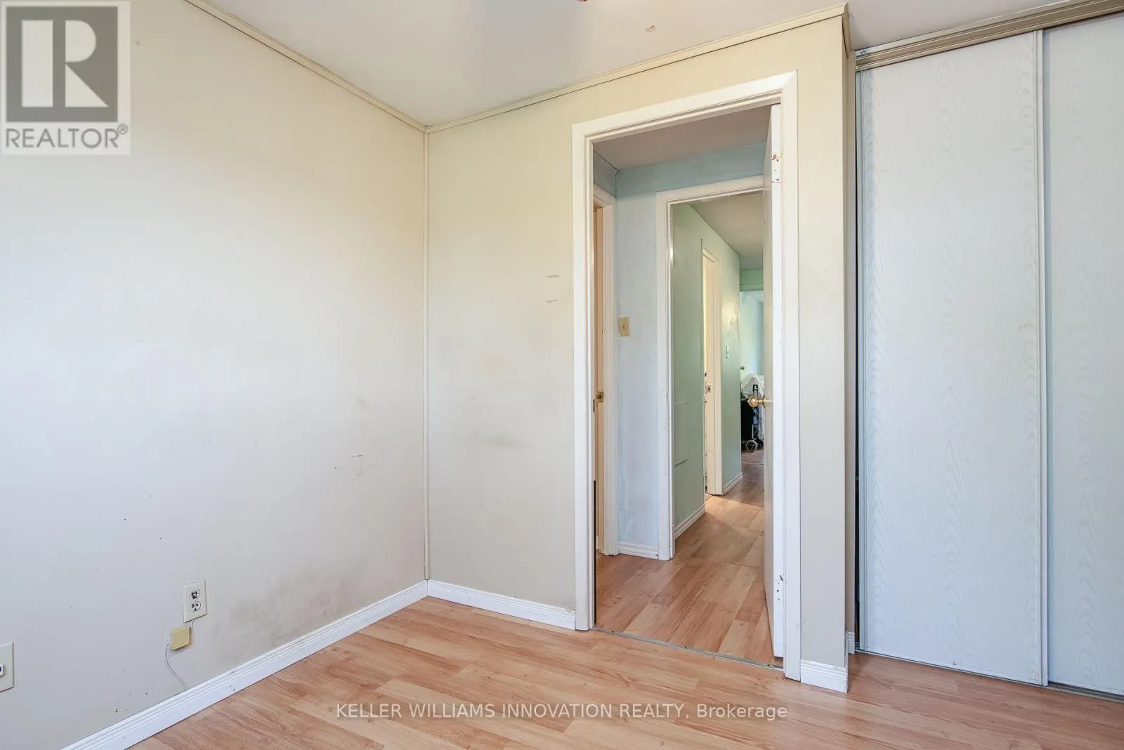 C - 304 BLUEVALE STREET N