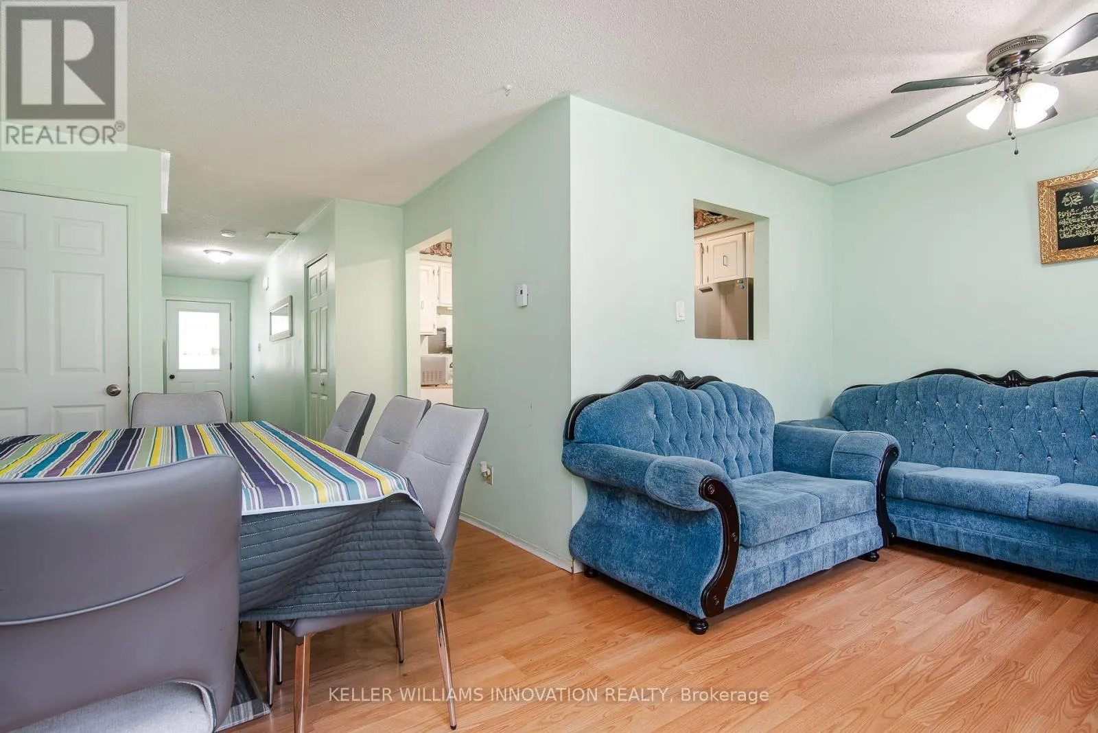 C - 304 BLUEVALE STREET N